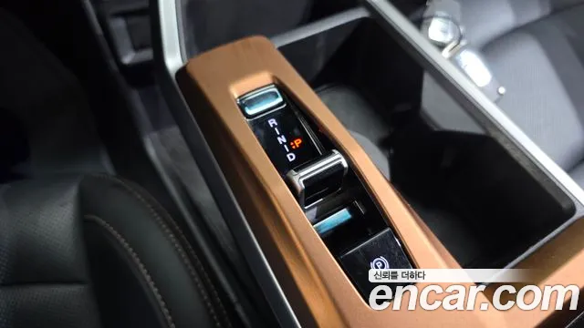 KG_Mobility_Ssangyong Torres 2024 thumb 9
