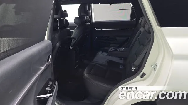 KG_Mobility_Ssangyong Torres 2024 thumb 12