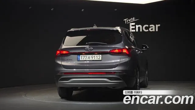 Hyundai Santa Fe 2022 thumb 4