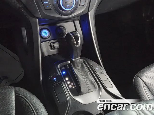 Hyundai Santa Fe 2013 thumb 9