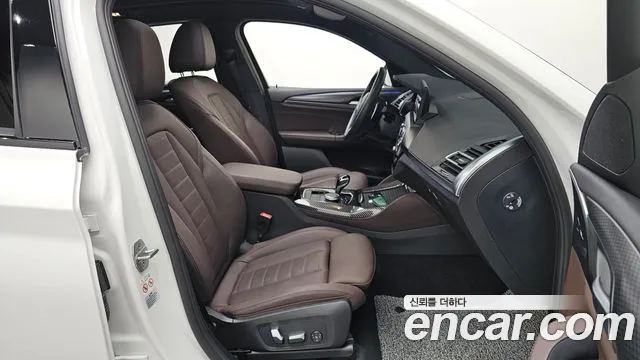 BMW X4 2022 thumb 10