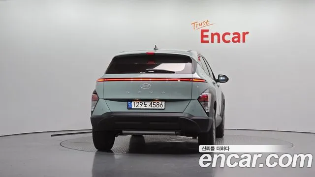 Hyundai Kona 2024 thumb 4