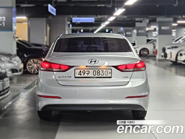 Hyundai Avante 2016 thumb 4