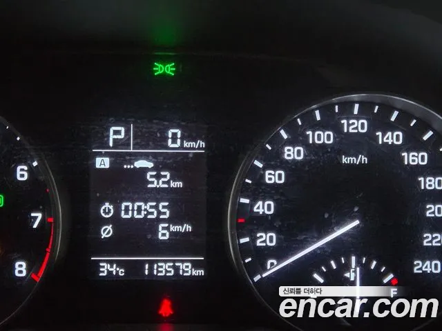 Hyundai Avante 2016 thumb 5