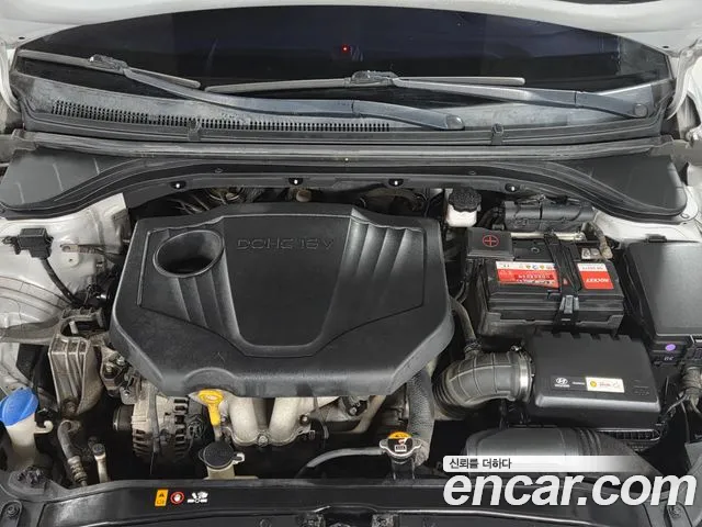 Hyundai Avante 2016 thumb 6