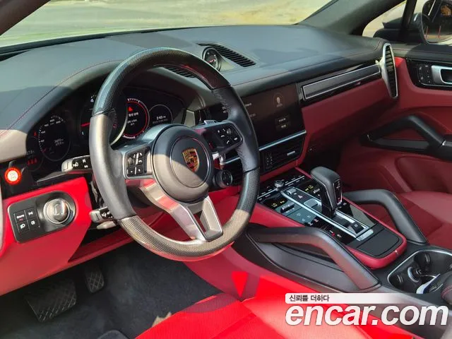 Porsche Cayenne 2022 thumb 7