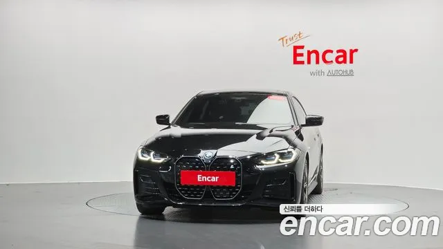 BMW i4 2022 thumb 2