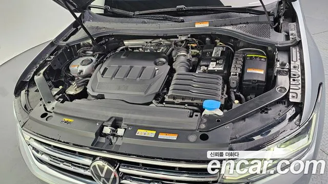 Volkswagen Tiguan 2021 thumb 5