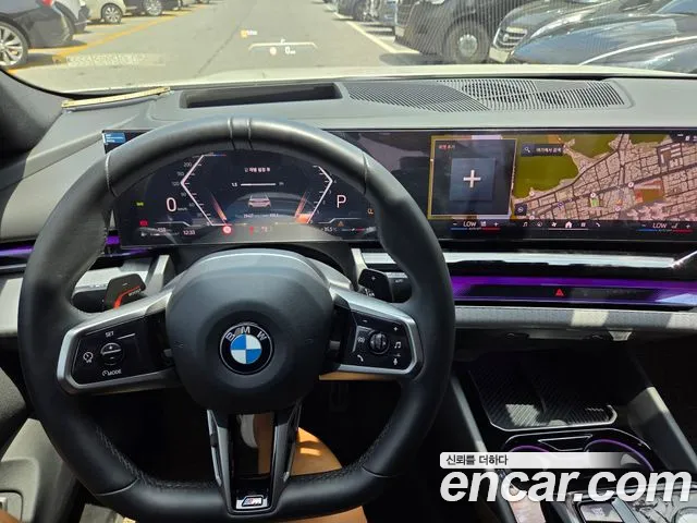 BMW 5-Series 2024 thumb 3