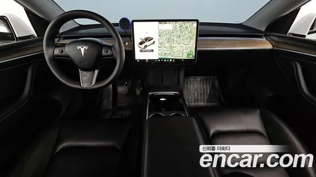Tesla Model Y 2024 thumb 6