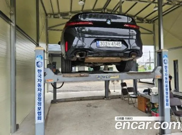 BMW X4 2022 thumb 2