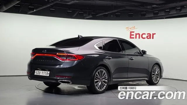 Hyundai Grandeur 2018 thumb 2