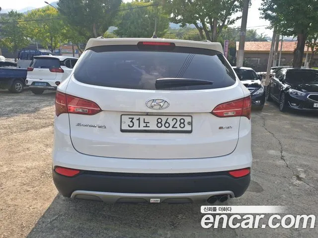 Hyundai Santa Fe 2013 thumb 8