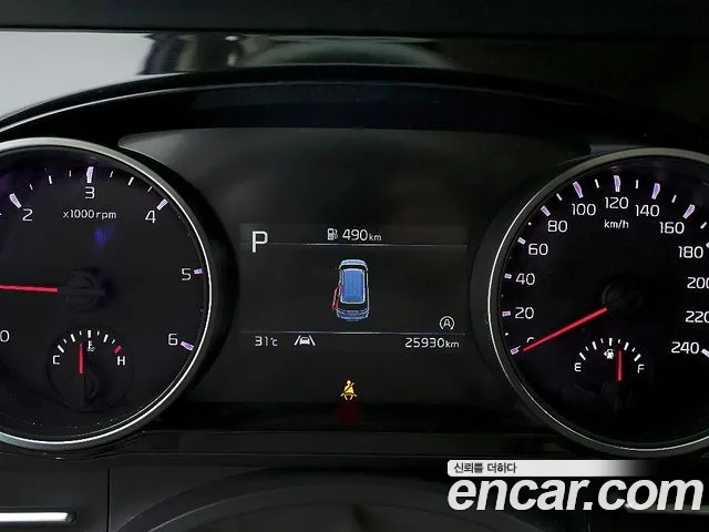 Kia Carnival 2021 thumb 6