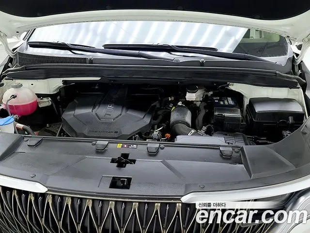 Kia Carnival 2021 thumb 8