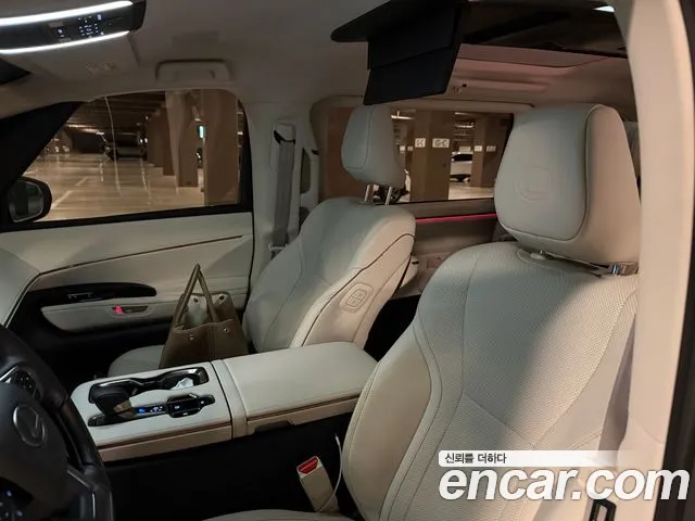 Lexus LM 2025 thumb 7