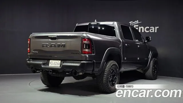 Dodge Ram Pick Up 2022 thumb 2