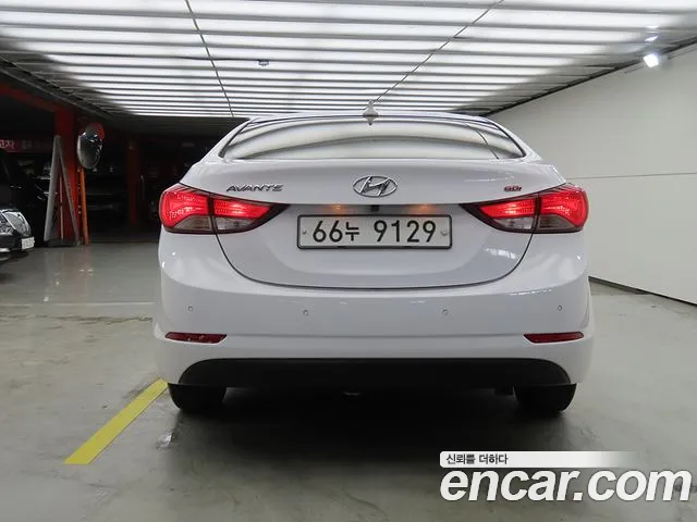 Hyundai Avante 2015 thumb 3