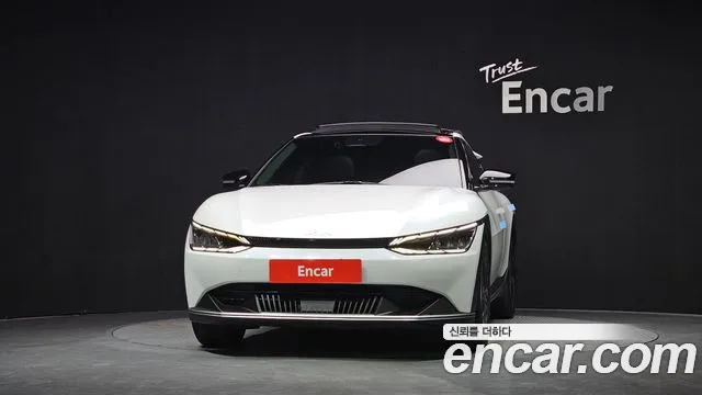 Kia EV6 2022 thumb 3