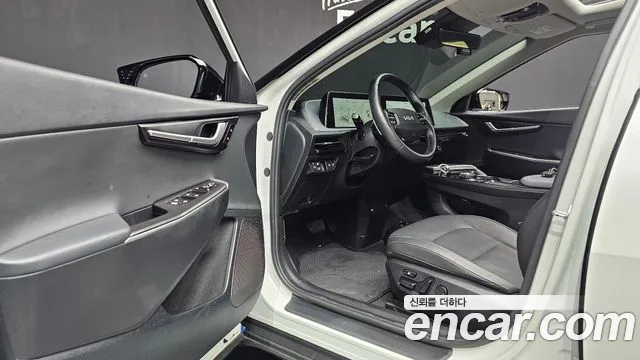 Kia EV6 2022 thumb 10