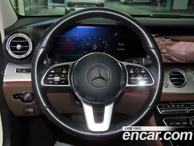 Mercedes-Benz E-Класс 2018 thumb 8