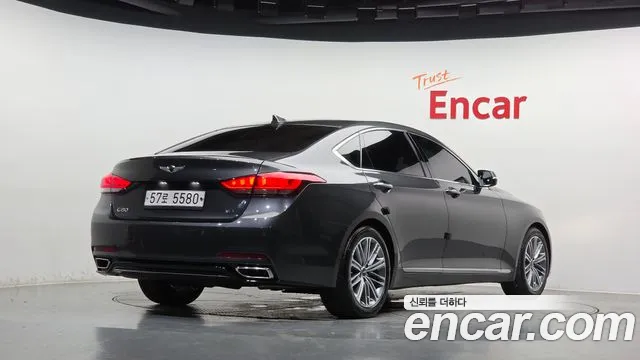 Genesis G80 2018 thumb 2