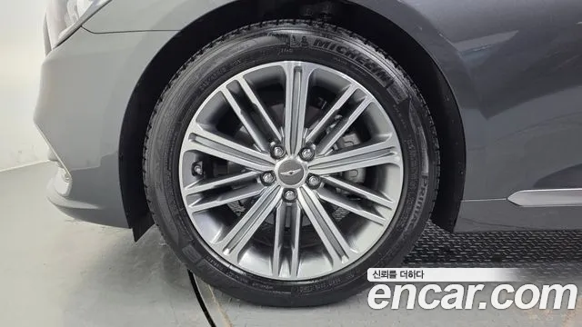 Genesis G80 2018 thumb 5