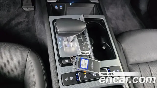 Genesis G80 2018 thumb 9