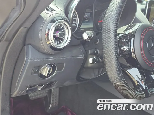 Mercedes-Benz AMG GT 2017 thumb 9