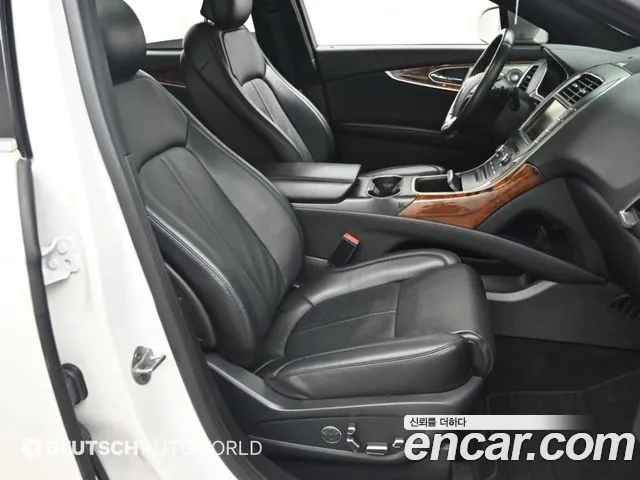 Lincoln MKX 2016 thumb 10