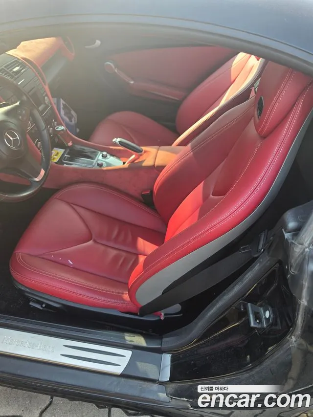 Mercedes-Benz SLK-Class 2009 thumb 10