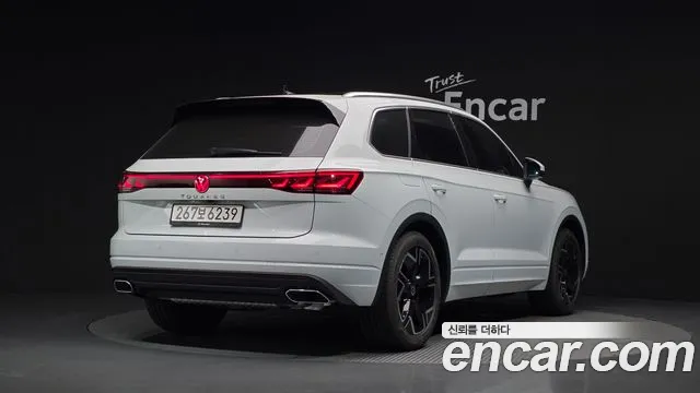 Volkswagen Touareg 2025 thumb 2
