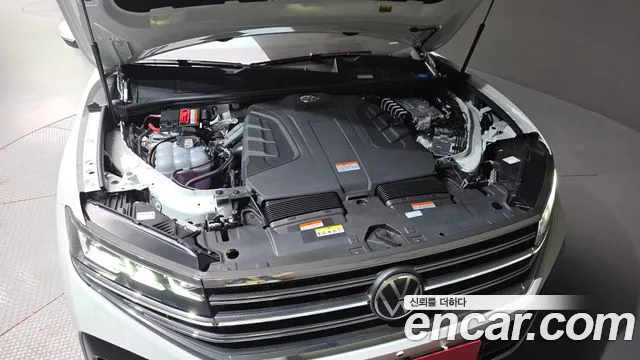 Volkswagen Touareg 2025 thumb 6