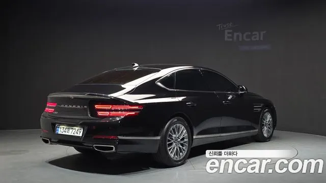 Genesis G80 2023 thumb 2