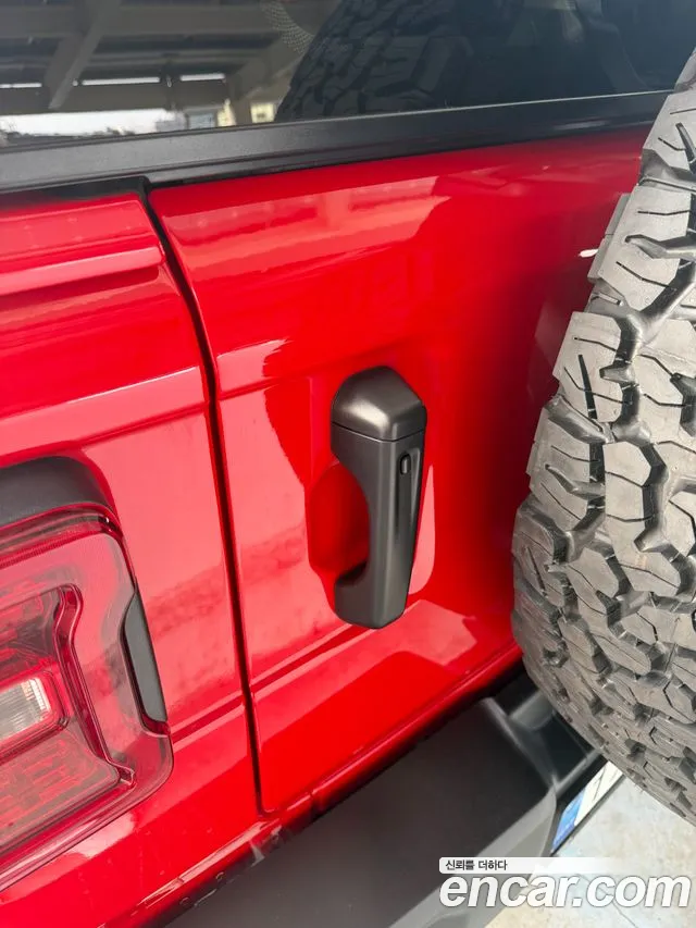 Jeep Wrangler 2025 thumb 6