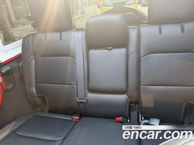 Jeep Wrangler 2025 thumb 9
