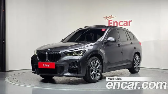 BMW X1 2022 1
