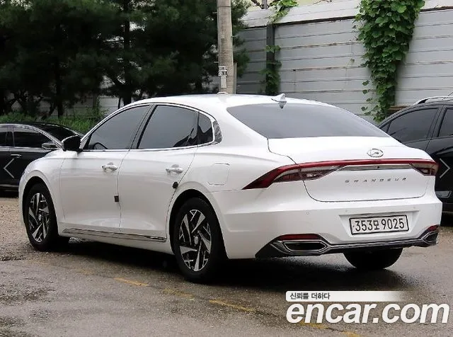 Hyundai Grandeur 2022 thumb 2
