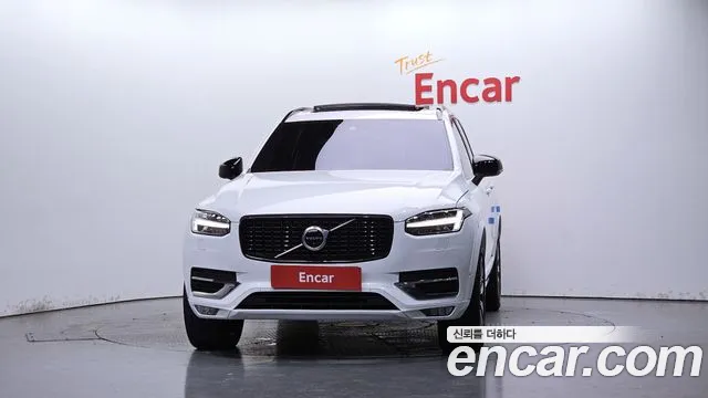 Volvo XC90 2020 thumb 3