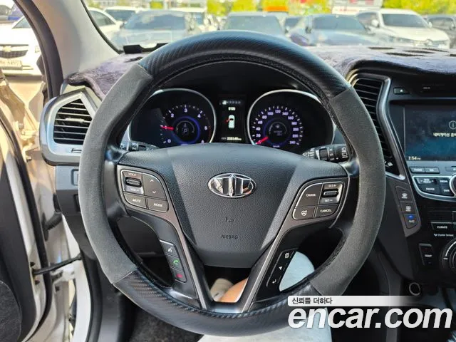 Hyundai Santa Fe 2013 thumb 4