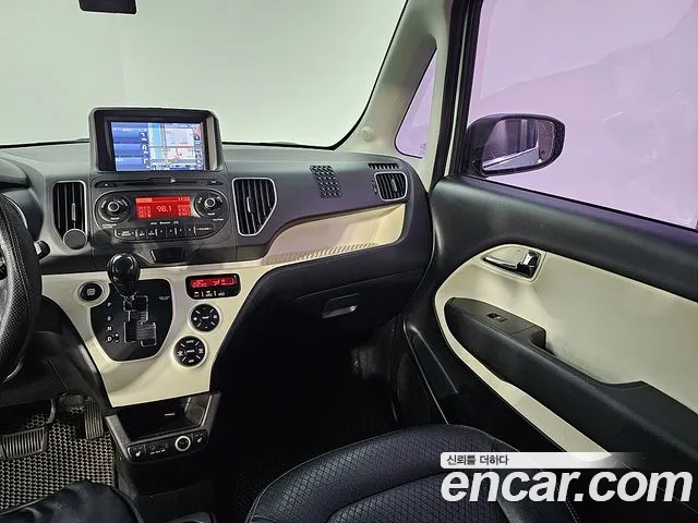 Kia Ray 2012 thumb 10