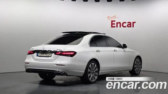 Mercedes-Benz E-Класс 2021 thumb 2
