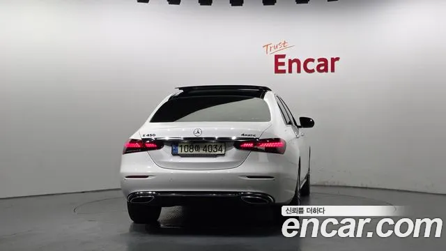 Mercedes-Benz E-Класс 2021 thumb 4