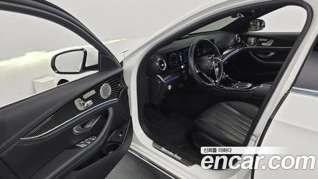 Mercedes-Benz E-Класс 2021 thumb 10