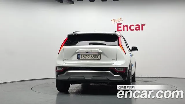 Kia Niro 2022 thumb 4