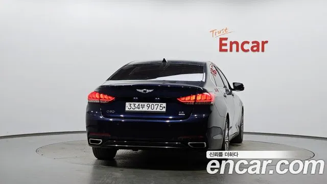 Genesis G80 2019 thumb 4