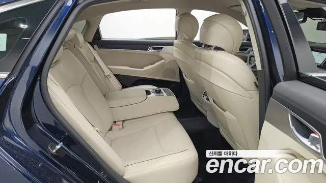 Genesis G80 2019 thumb 12