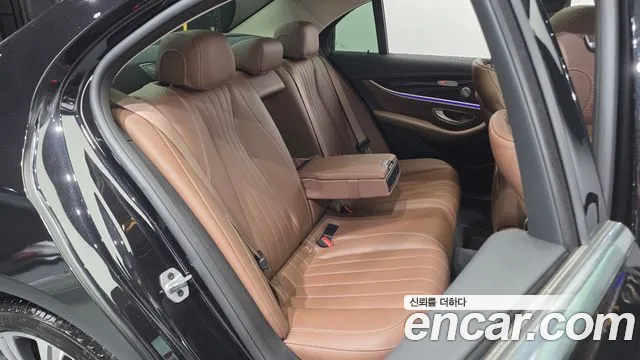 Mercedes-Benz E-Класс 2021 thumb 12