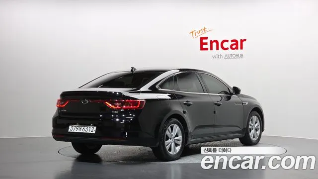Renault Megane 2020 thumb 2