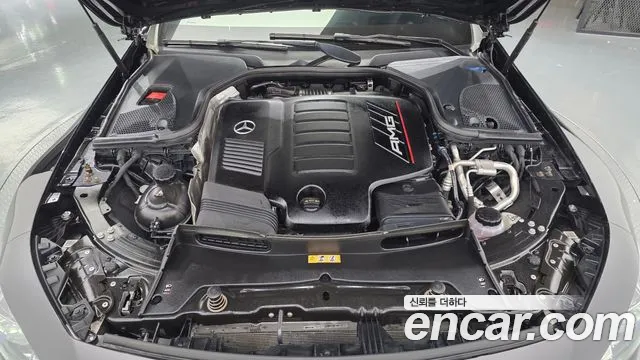 Mercedes-Benz AMG GT 2021 thumb 6
